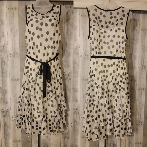 Signature by Robbie Bee Women's Dress - Picture 2 of 9